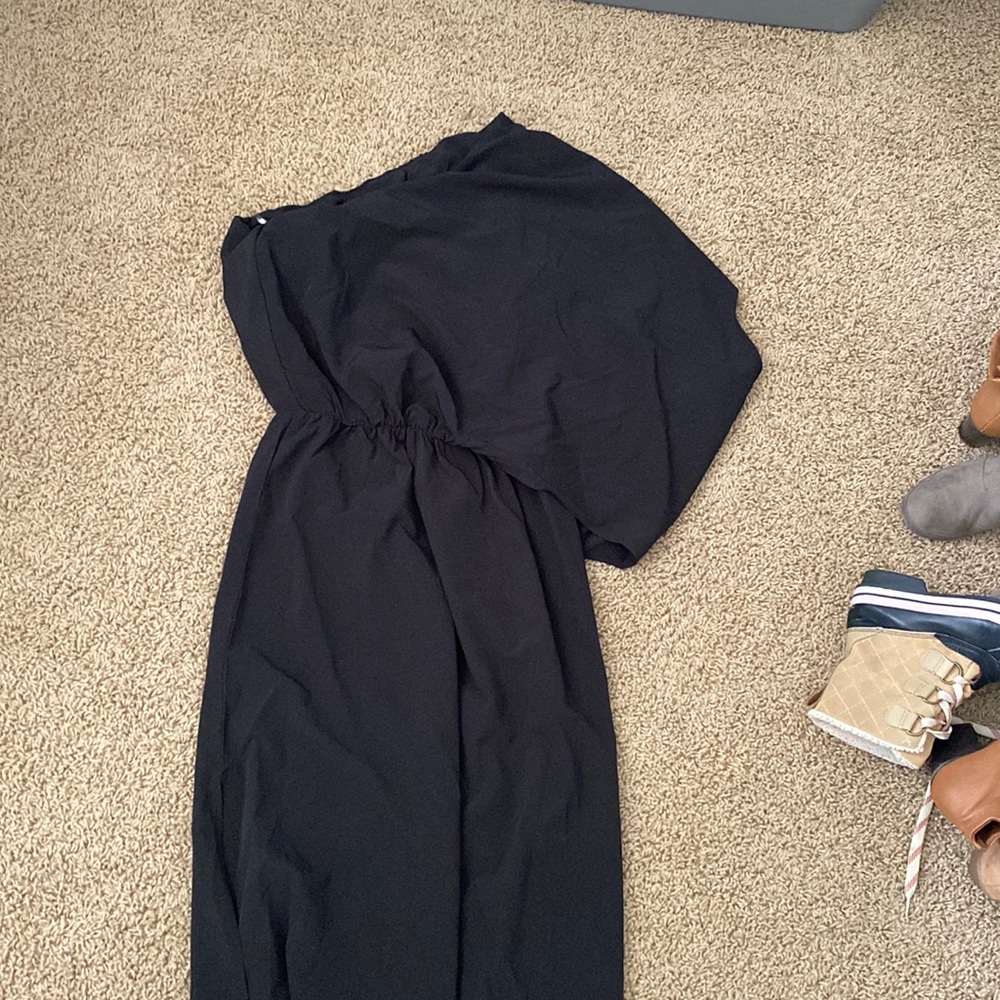 Pink Lily Black Maxi Dress